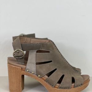 Dansko Demetra size38/7.5